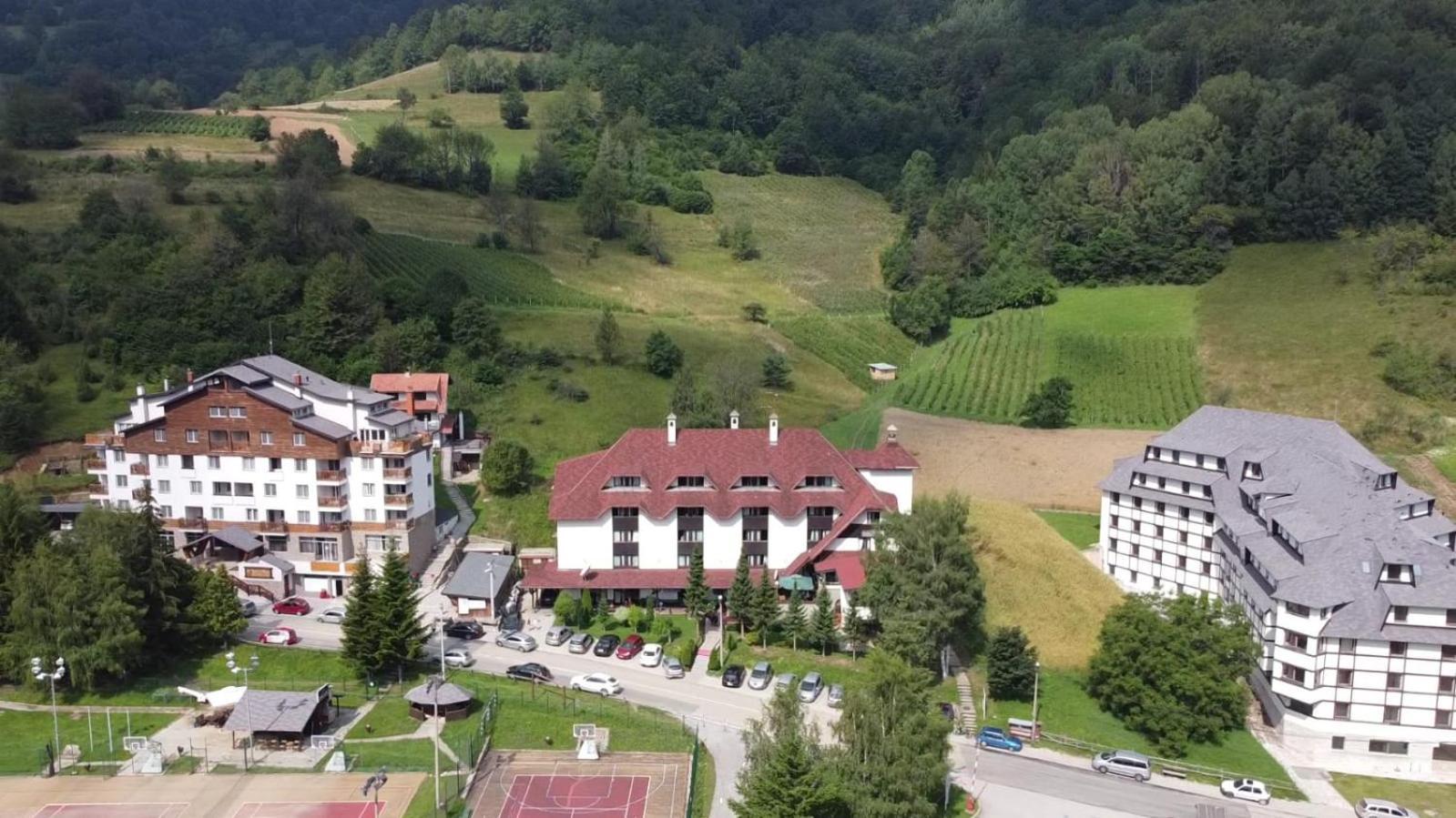 ApartHotel Kopaonik Brzece Bagian luar foto